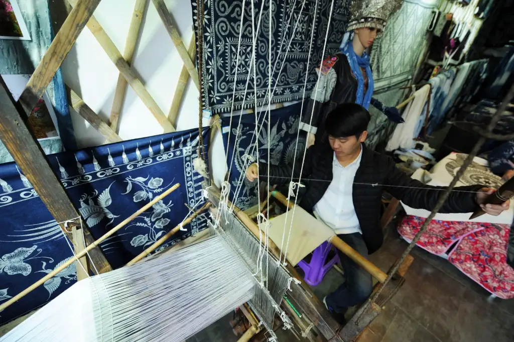 非标定制工位器具如何匹配多品种产线配套需求